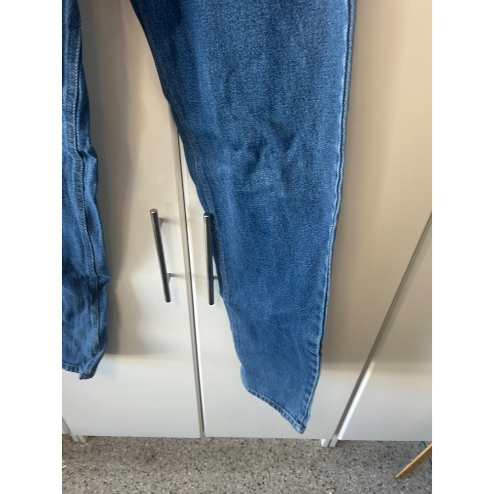 Vintage Mens Straight Leg Denim Jeans Medium Wash Blue Five Pocket Rugged 37x30 - Picture 7 of 12